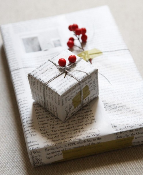 diy-gift-wrapping-with-newspaper-and-berries-remodelista